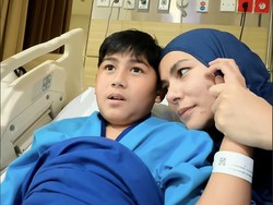 Video: Cerita Meisya Siregar Putra Bungsunya Idap Autoimun ITP