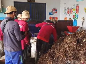 Pilah Sampah Dapat Beras, Inovasi Desa Bongkasa Pertiwi Tekan Limbah 98 Persen