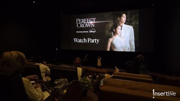 'Perfect Crown' Raih Rating Tinggi, Fans IU & Byeon Woo Seok Heboh Saat Nobar