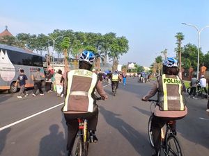 Patroli Sepeda di CFD Sidoarjo, Polisi Ajak Warga Tertib Lalu Lintas