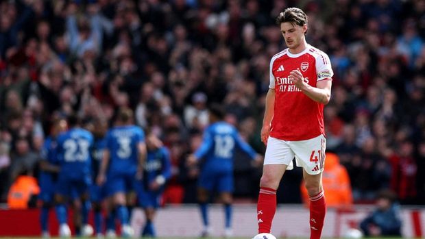 Soccer Football - Premier League - Arsenal v AFC Bournemouth - Emirates Stadium, London, Britain - April 11, 2026 Arsenal's Declan Rice looks dejected after AFC Bournemouth's Alex Scott scores their second goal Action Images via Reuters/Andrew Boyers EDITORIAL USE ONLY.