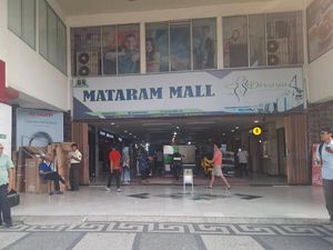 Anak Jalanan-Pengemis Berkeliaran di Mataram Mall, Warga Mengeluh