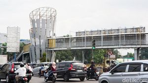 Terbengkalai 10 Tahun, JPO Ahmad Yani Bekasi Jadi Sorotan Warga