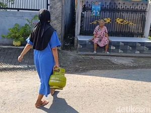 Giliran Warga Kota Pasuruan Sambat Kesulitan Cari Elpiji 3 Kg