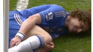 Meme: Ledek Arsenal, Fans Chelsea Malah Bersorak Dibantai Man City