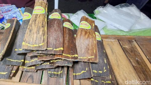 Dumbleg, Kue Era Kolonial yang Tetap Bertahan di Nganjuk