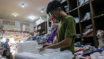 Berita dari Detik Finance: Wamenperin Jamin RI Tak Akan Kelangkaan Plastik!