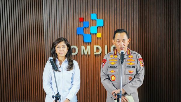 Kapolri Jenderal Listyo Sigit Prabowo melakukan penandatanganan MoU dengan Kemenkomdigi RI. Kerja sama ini difokuskan pada komitmen penguatan keamanan ruang digital dan penegakan norma di bumi siber (dok istimewa