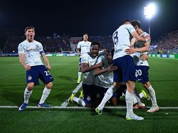 Inter Milan Kalahkan Como 4-3