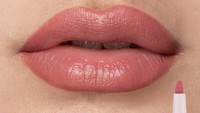 5 Brand Lokal yang Rilis Lip Liner untuk Tampilan Bibir Ala 90s