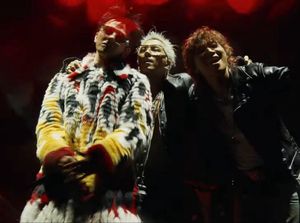 Gaya BIGBANG Debut di Coachella 2026, G-Dragon Eksis Pakai Coat Chanel
