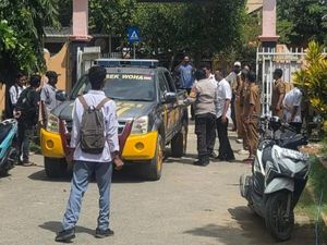 Siswa SMAN 1 Woha Bima Tusuk Teman Pakai Panah di Sekolah