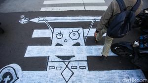 Zebra Cross Cideng Digambar Ulang Warga, Aksi Swadaya Ini Jadi Sorotan