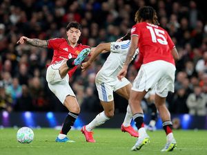 Jambak Calvert-Lewin, Lisandro Layak Kartu Merah?