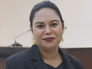 Kisah Lulusan Unair Sukses Berkarier di Negara Tetangga, Kerja di Kementerian