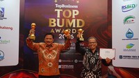 Kang Marhaen dan BPR Anjuk Ladang Sabet Penghargaan BUMD Awards 2026