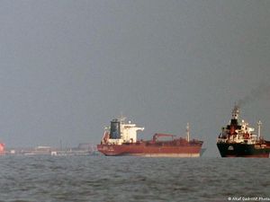 Iran Kecam Blokade AS, Selat Hormuz Terancam Memanas