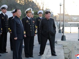 Pimpin Uji Coba Rudal Korut, Kim Jong Un: Lawan Tak Mungkin Bertahan Hidup