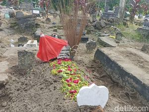 Yai Mim Dimakamkan di Blitar Dekat dengan Makam Orang Tua