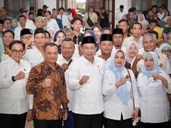 Menkop Buka Raker Dekopin Jateng, Ajak Majukan UMKM Lewat Koperasi Desa