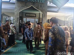 Mendikdasmen Abdul Muti Resmikan Revitalisasi 29 Sekolah di Sidoarjo