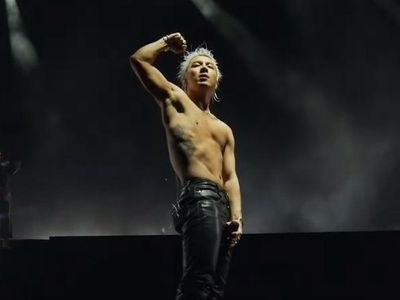 Potret Taeyang BIGBANG Tampil Shirtless di Coachella 2026, Fans Auto Histeris