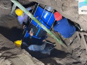 PDAM Perbaiki Pipa Bocor Pemicu Gangguan Suplai Air di Sejumlah Wilayah Makassar