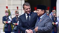 Prabowo Kembali Bertolak ke Prancis Bertemu Macron, Bahas Apa?