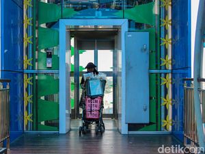 Sempat Rusak, Lift JPO Lenteng Agung Kini Kembali Beroperasi