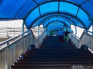 Viral Lansia Susah Naik Tangga JPO Lenteng Agung, Ternyata Lift Dirusak OTK