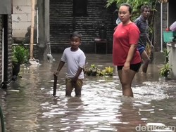Banjir Masih Rendam Tipes Solo