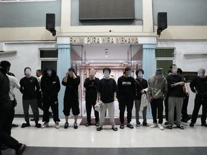 Imigrasi Deportasi 13 WN Jepang Terlibat Sindikat Scam Online di Bogor