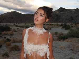 Influencer yang Disebut Gadis Tercantik di Coachella, Gaya Seksi Jadi Atensi