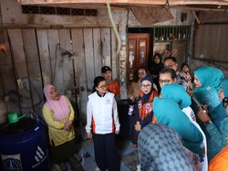 PAM JAYA & TP PKK DKI Bagikan 270 Toren Air Gratis untuk Warga Jakut