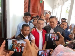 Samuel Jalani Sidang Perdana Kasus Perusakan Rumah Nenek Elina