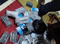 Polisi Bongkar Jual Beli Obat Keras Berkedok Toko Klontong di Jaksel