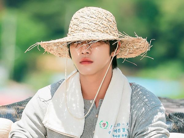 Ahn Hyo Seop Slow Living di Desa Jadi Petani