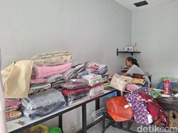 Putar Otak Pengusaha Laundry-Pedagang Cilok Siasati Harga Plastik Mahal
