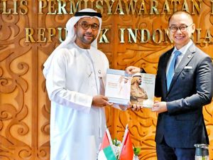 Waka MPR dan Dubes UEA Bertemu Bahas Kerja Sama Bidang Energi Terbarukan