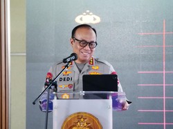 Wakapolri Minta Humas Polri Verifikasi Berita, Soroti Disinformasi di Medsos
