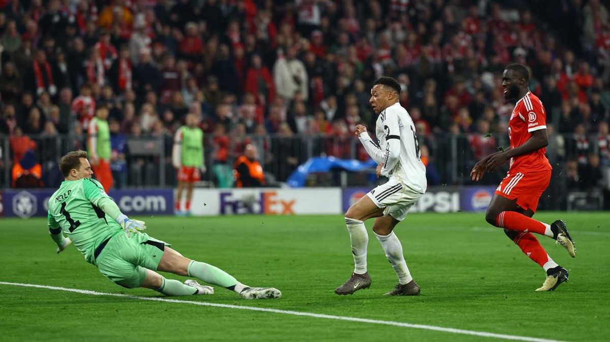 Real Madrid ungguli Bayern Munich 3-2 di babak pertama (Foto: REUTERS/Kai Pfaffenbach)