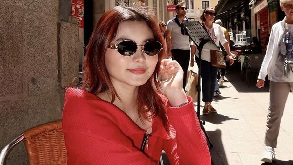 Cantiknya Cesen, Istri Marshel Widianto saat Nongkrong dan Makan di Resto