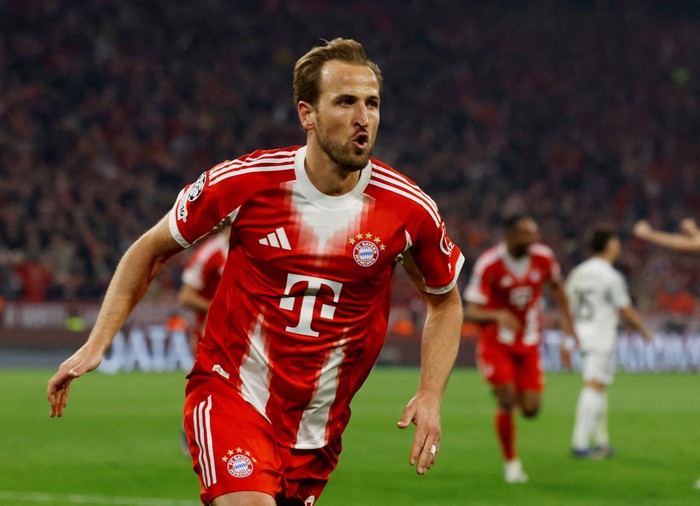 Soccer Football - UEFA Champions League - Quarter Final - Second Leg - Bayern Munich v Real Madrid - Allianz Arena, Munich, Germany - April 15, 2026 Bayern Munich's Harry Kane celebrates scoring their second goal REUTERS/Michaela Stache     TPX IMAGES OF THE DAY