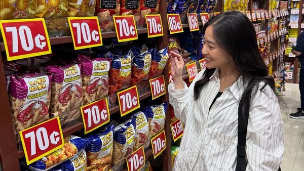 Seru! Haruka Jajan Camilan di Singapura hingga Makan Sate di Jakarta