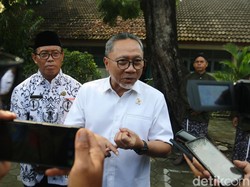 Pemerintah Panggil Pengusaha Minta Kenaikan Harga Plastik Maksimal 30%