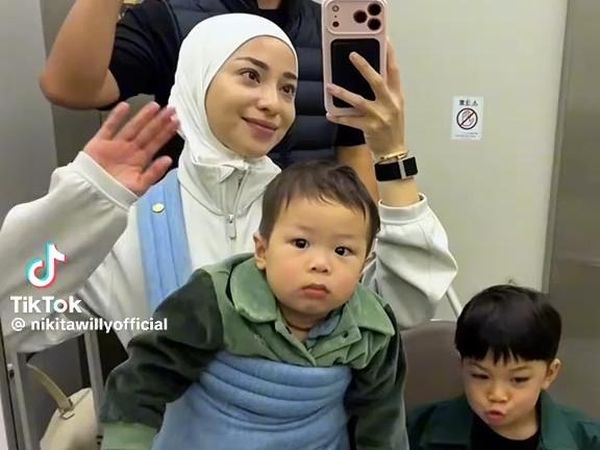 Potret Nikita Willy Liburan ke Jepang Tanpa Pengasuh, Momong 2 Anak Sendiri