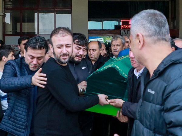 Penembakan di Sekolah Tewaskan Sembilan Orang