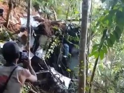 Serpihan Helikopter PK-CFX Ditemukan, Evakuasi Terkendala Cuaca