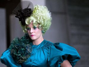 Kritisi Trump, Elizabeth Banks: The Hunger Games Jadi Kenyataan di Amerika