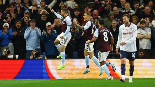 Soccer Football - UEFA Europa League - Quarter Final - Second Leg - Aston Villa v Bologna - Villa Park, Birmingham, Britain - April 16, 2026 Aston Villa's Emiliano Buendia celebrates scoring their second goal Action Images via Reuters/Matthew Childs